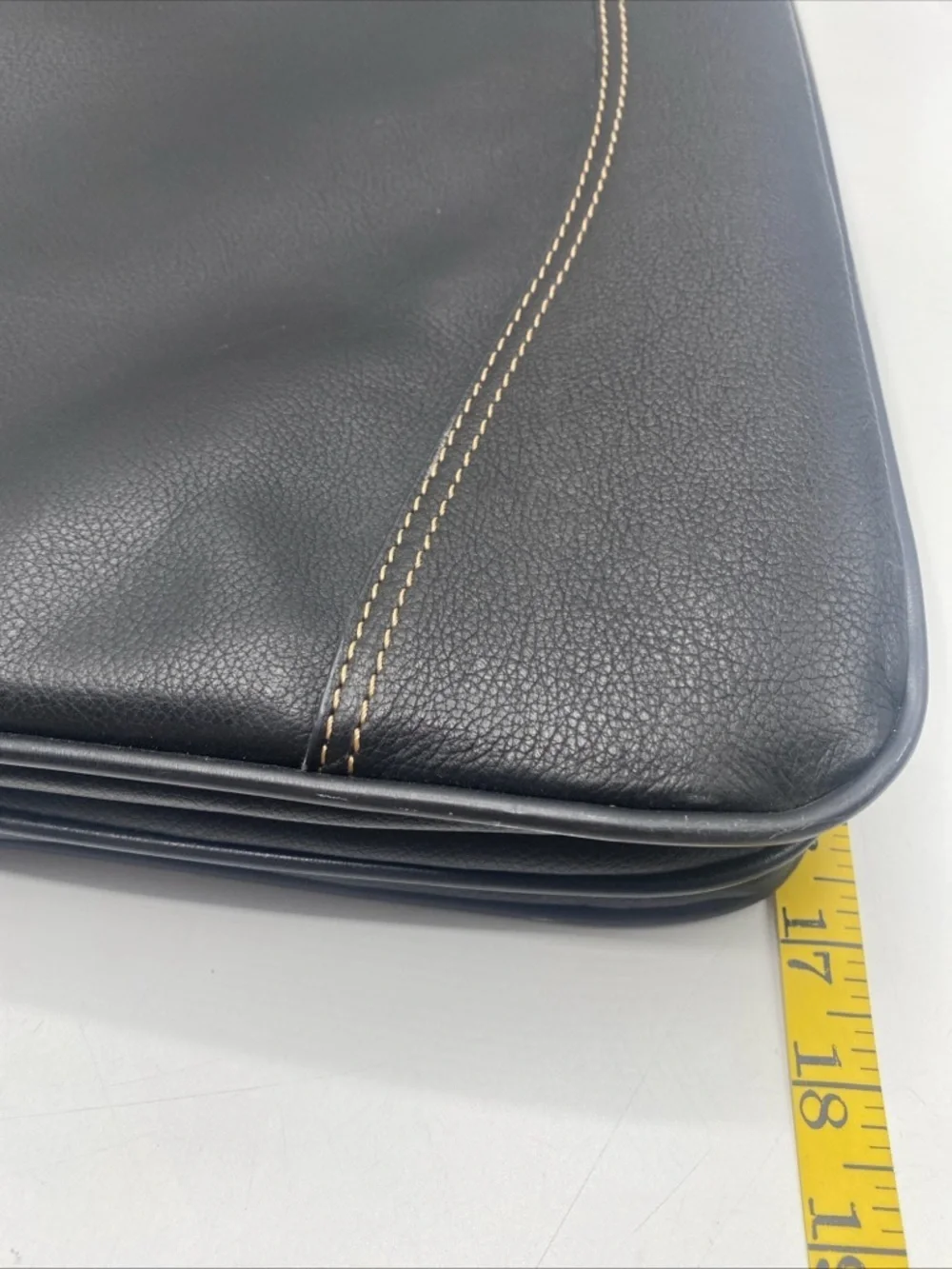 Franklin Covey Leather Messenger Shoulder Laptop Bag Travel Handbag Purse Black